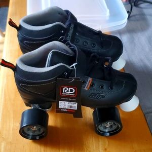 Roller Derby Roller Skates Size 6